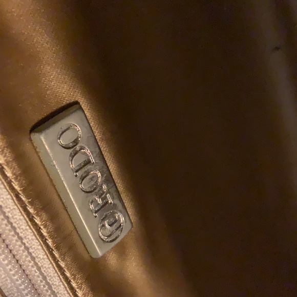 RODO BEIGE TAN LIGHT BROWN TEXTURED CONVERTIBLE CLUTCH BAG LUCITE HANDLE - Picture 6 of 8